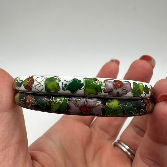 You pick! White or black floral cloisonne bangle bracelet, size 8.5! - Picture 14 of 15